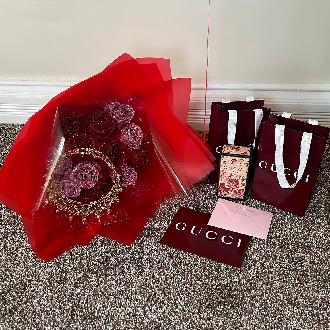 12 Glitter Roses