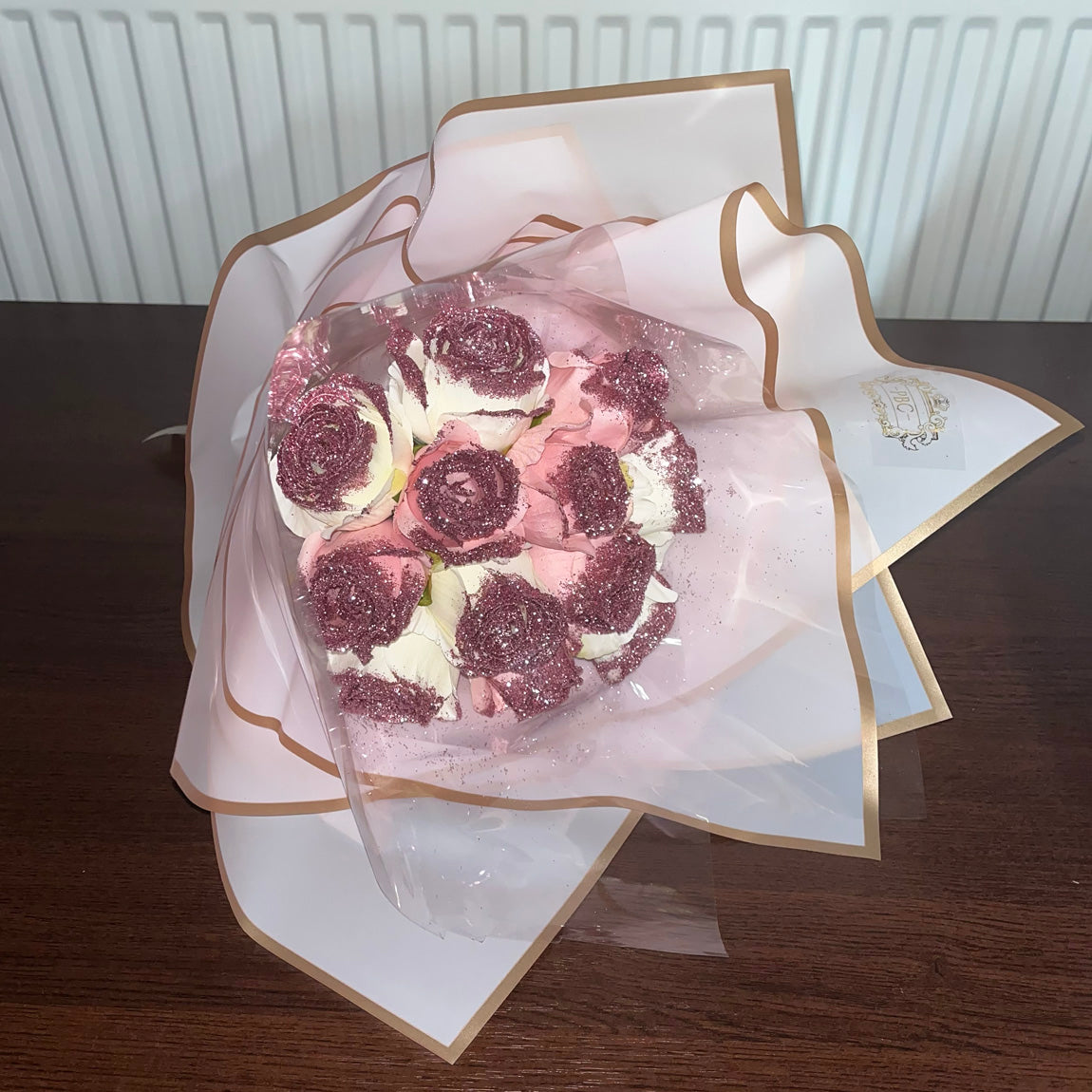 12 Glitter Roses