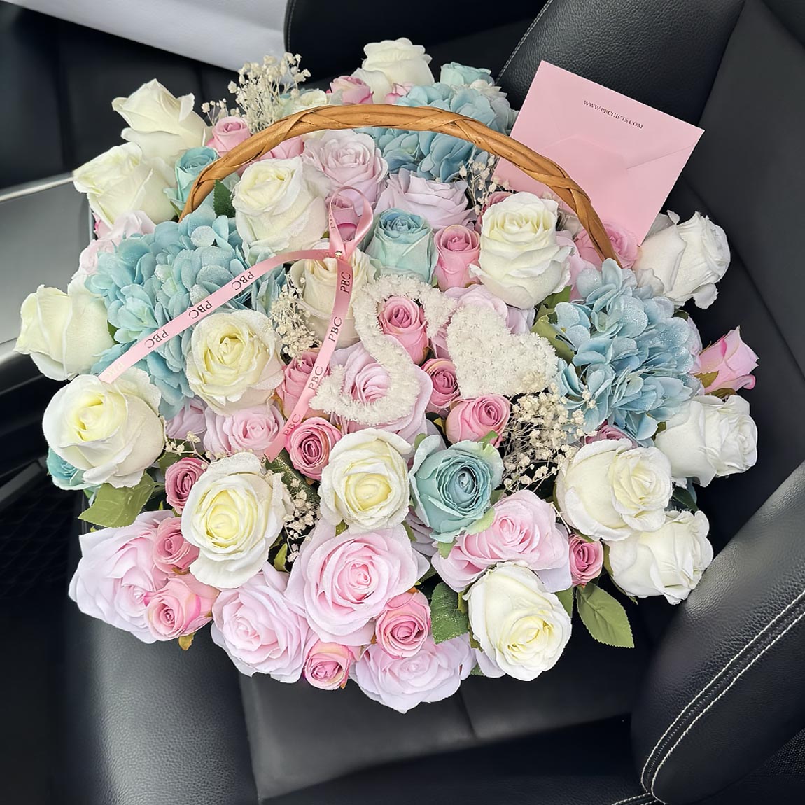 2 Letters Gypsophila Initials