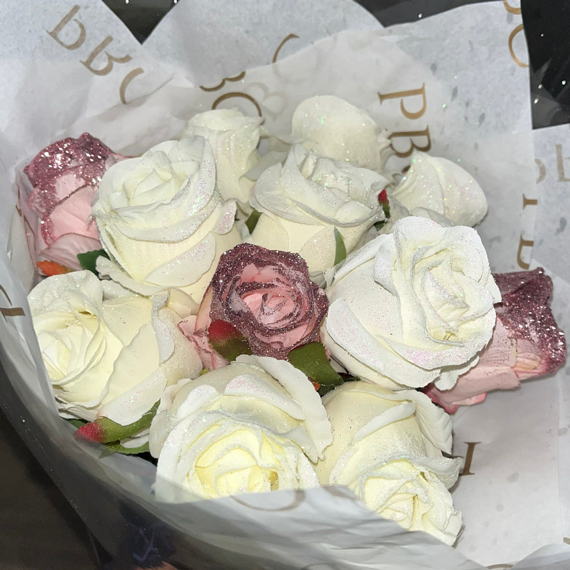 12 Glitter Roses