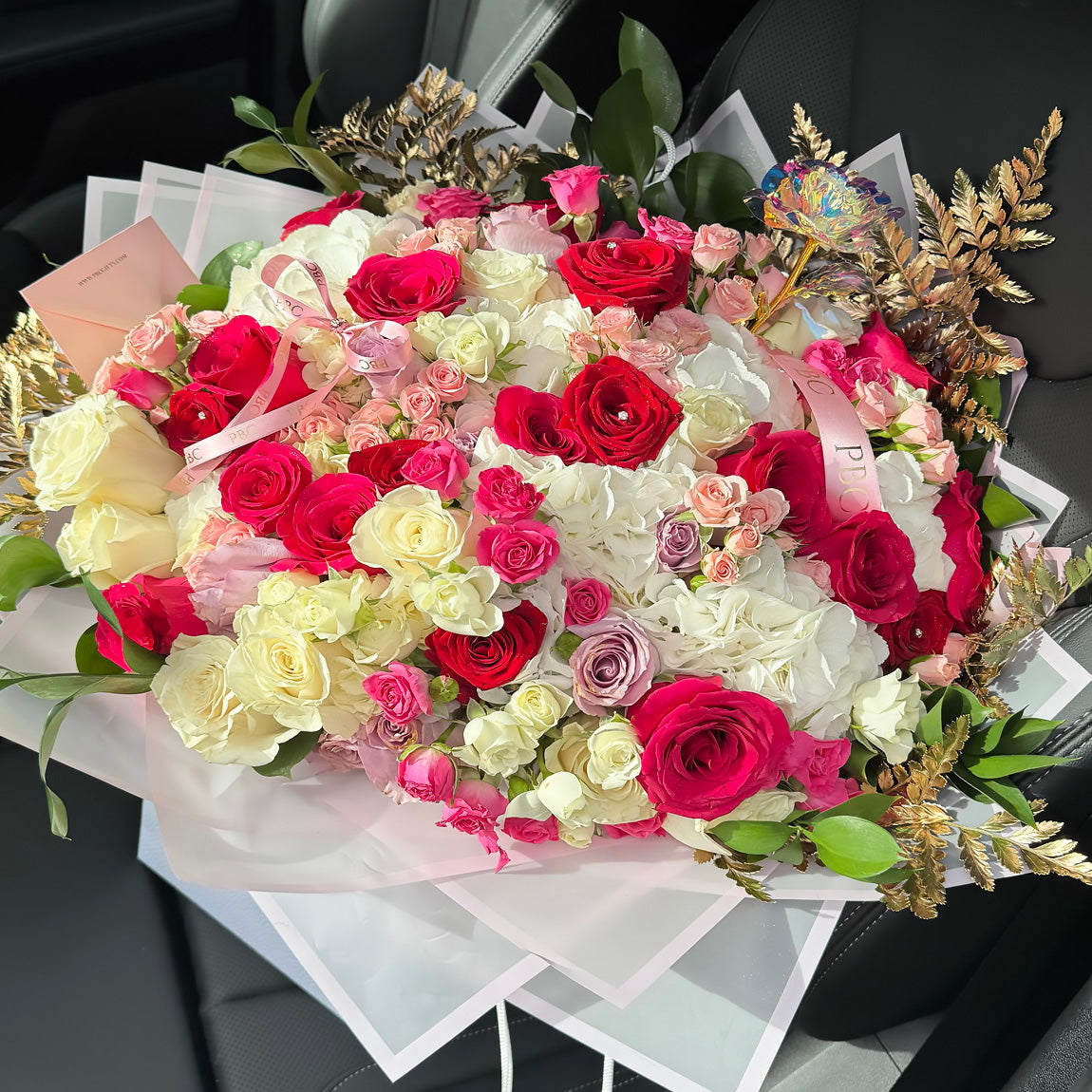 White Floral Bouquet (Fresh)