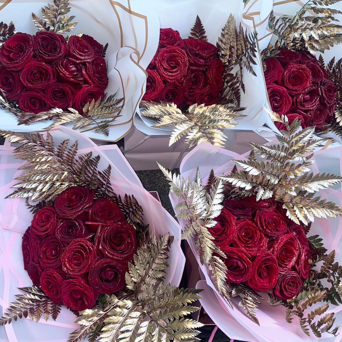 Valentine Pre-Order – Red Naomi Roses (FRESH FLOWERS)🌹