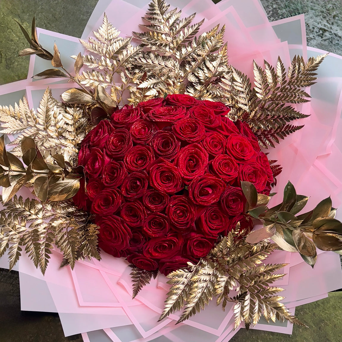 Valentine Pre-Order – Red Naomi Roses (FRESH FLOWERS)🌹