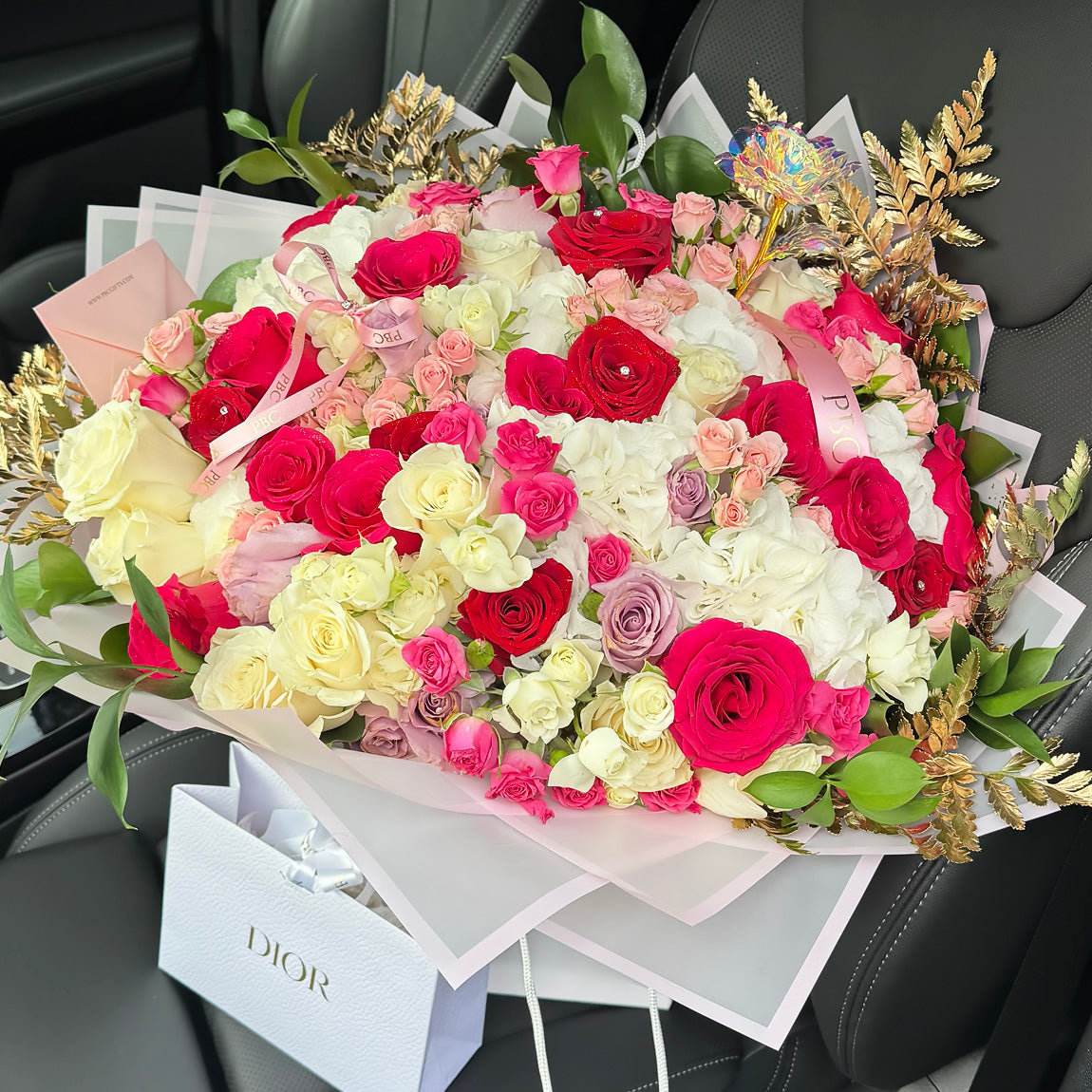 White Floral Bouquet (Fresh)