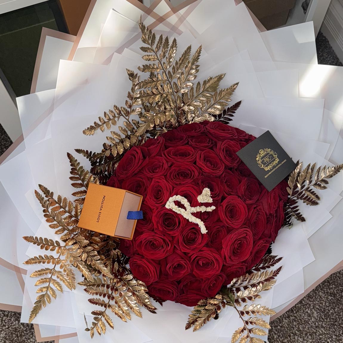 Naomi Red Rose Bouquet (Fresh)